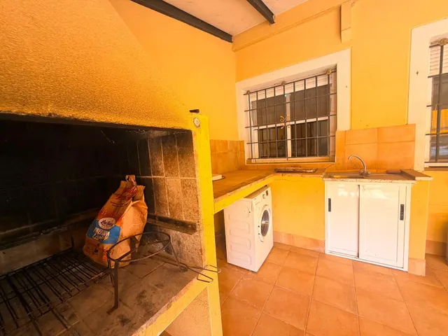 DOS CASAS EN UNA EN MATOLA SOLO EN ALQUILER — 19