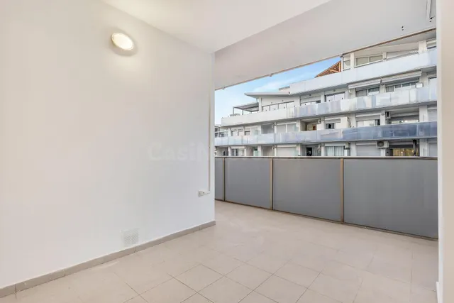 Apartamento de 2 dormitorios en Benidorm - foto 3