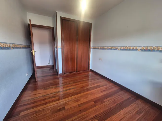 ¡Impresionante Adosado en Valle de Mena por solo €240.000! — 17