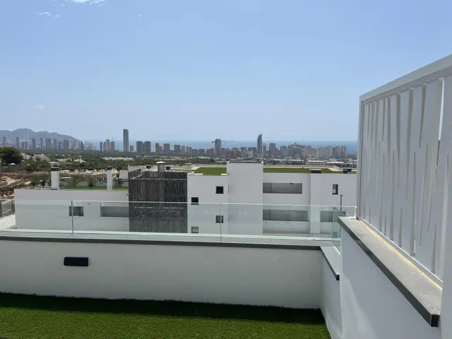 Se vende bonito apartamento 2 dormitorios y 2 baños y vistas al mar con garaje y trastero 608249911 — 23