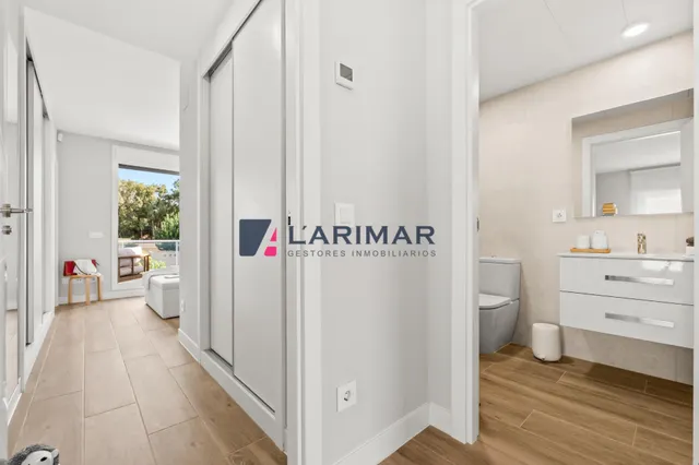 ✨ exclusiva propiedad en esquina con 393 m2 de parcela, piscina privada y energía solar en zona nou nazareth San Juan de Alicante — 42