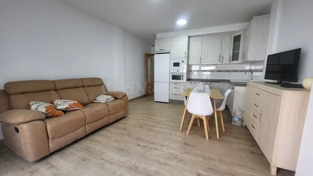 Piso en Alquiler en Albox Almería — 2