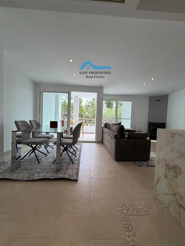 Exclusivo apartamento reformado con vistas al mar y acceso directo a la playa en Cap Negret, Altea — 18