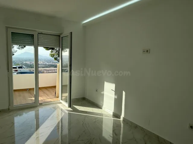 🌟 GRAN ESTUDIO TOTALMENTE REFORMADO EN CIUDAD QUESADA 🌟 - foto 3
