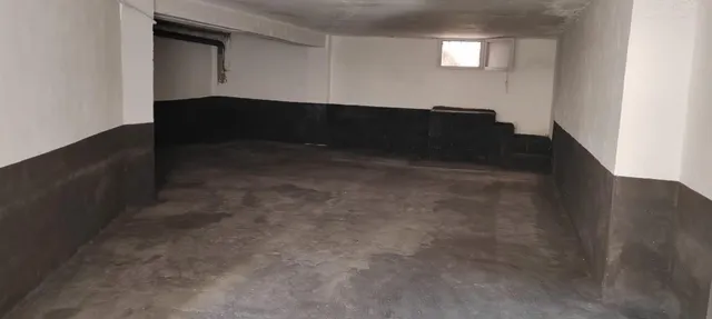 se vende garaje en muy buena zona de torrevieja — 5