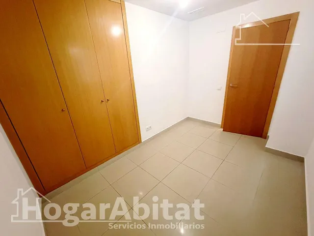 PRECIOSO BAJO REFORMADO, AMPLIO Y SEMINUEVO CON GARAJE Y GRAN TERRAZA — 29