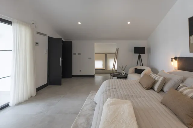 Chalet 5 habitaciones 537m² en venta - Marbella — 48