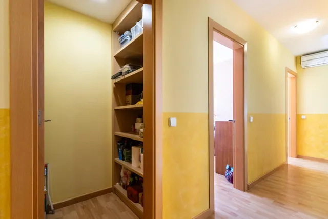Espectacular Casa en Castellar del Vallès — 25