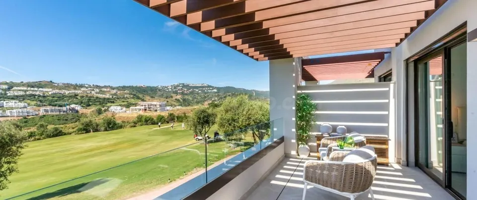 Adosado en venta en La cala Golf, primera línea de Golf