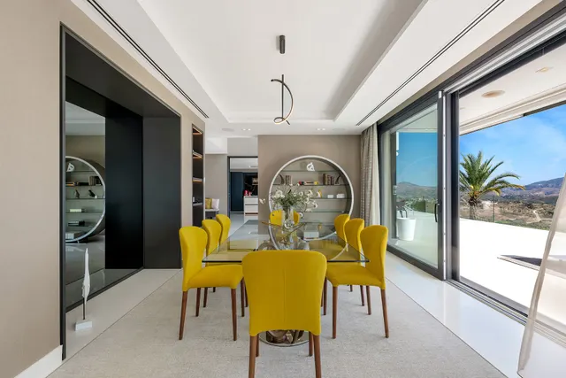 Spectacular Contemporary Villa with Exquisite Quality and Beautiful Views — 13