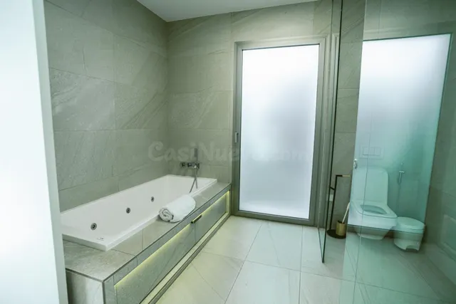 GRAN VILLA EN ORIHUELA COSTA, 4 HAB, 2 BAÑOS — 2