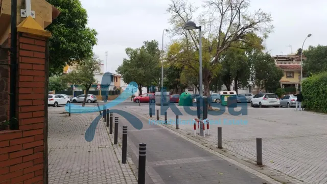 Venta de Adosado "sin posesión" (no visitable) en La Plata - - foto 2