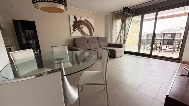Espectacular Apartamento en Los Arenales del Sol con Vistas al Mar — 13