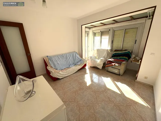 Piso Esquinero Centrico cerca del Club Nautico, de 3 Dormito - foto 3