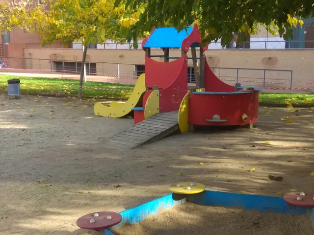 Piso en alquiler en avenida Icaria — 17