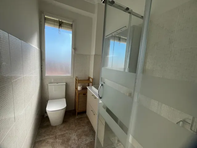 Alquiler temporal junto a abastos – reforma integral a estrenar, 3 habitaciones y ascensor — 9