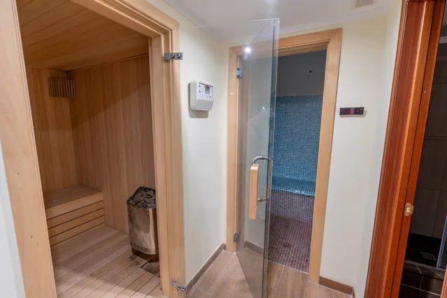 Chalet 8 habitaciones 627m² en venta - El Madroñal — 33