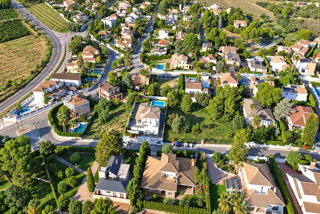 Tu casa, tu jardín, tu familia y tu proyecto de vida en Urbanización MONTERREAL (Torrent) — 10