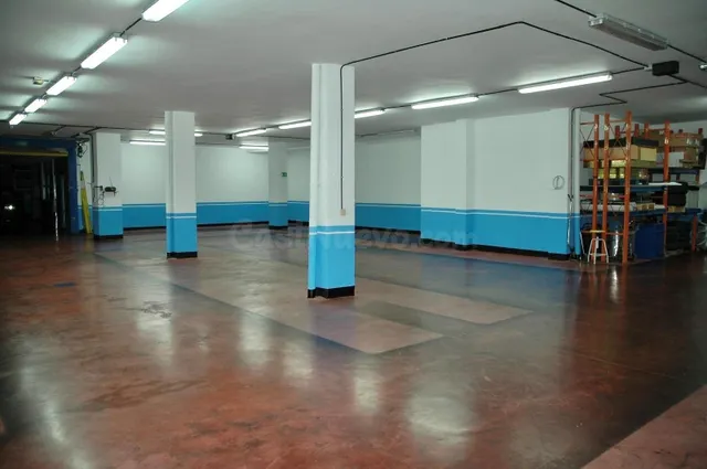 Local comercial 900m² en alquiler - Avda Europa - San Antón - foto 3