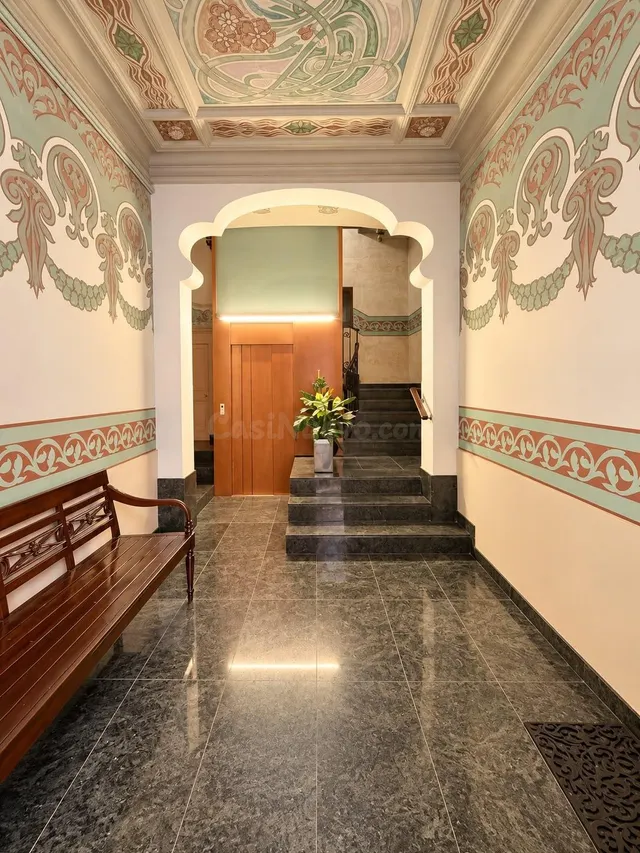 VENTA PISO EN IGUALADA ZONA CENTRO FINCA MODERNISTA EMBLEMÁTICA DE LA CIUDAD!! — 2
