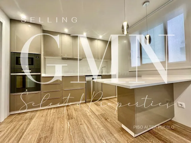 Piso 3 habitaciones 139m² en alquiler - Casco Antiguo - foto 2
