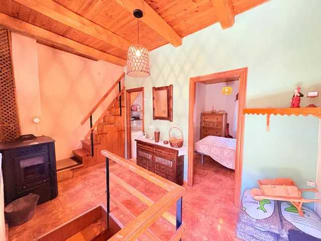 Encantadora casa en Manzanedo de Valdueza - foto 2