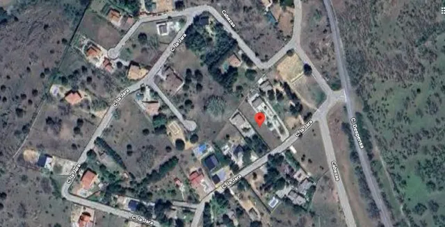 Exclusiva Parcela en Villavieja del Lozoya de 1.083m2 - foto 2