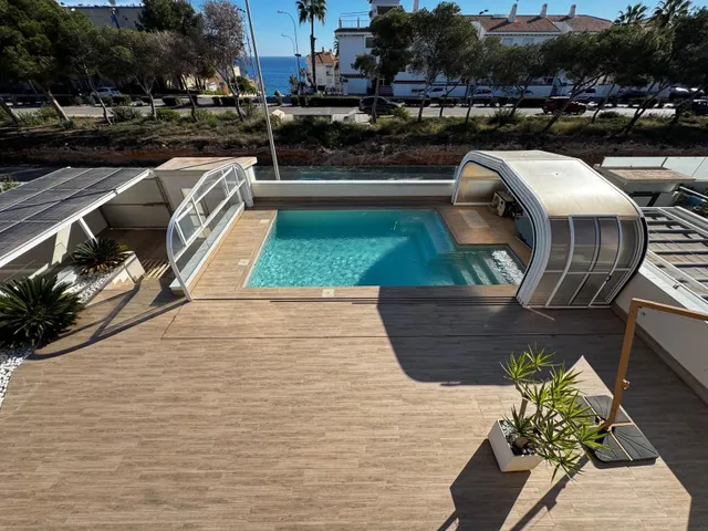Villa 4 habitaciones 349m² en venta - Campoamor — 46