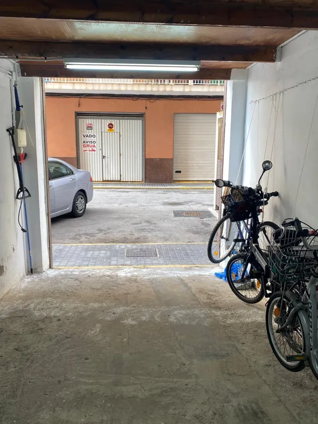 Garaje con altillo y vado en zona Club Naútico de Santa Pola — 6