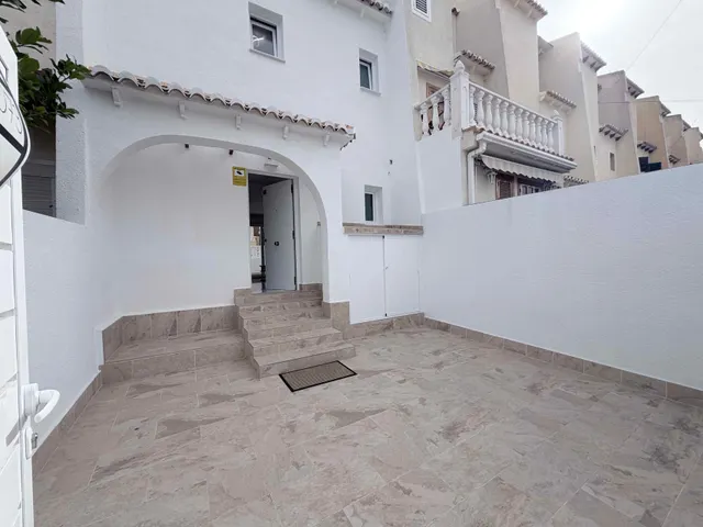 Adosado en Los Balcones — 10