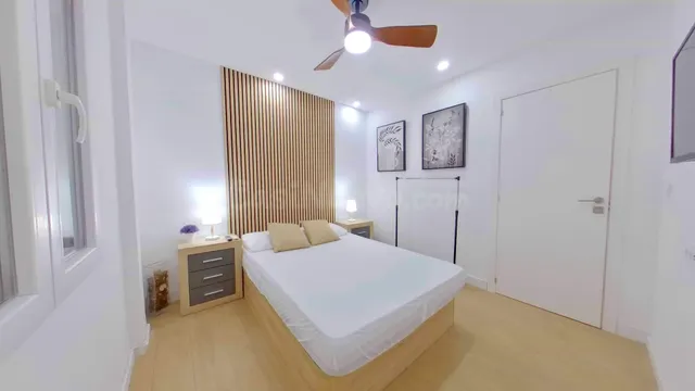 habitación  en piso en el centro de Alicante — 4