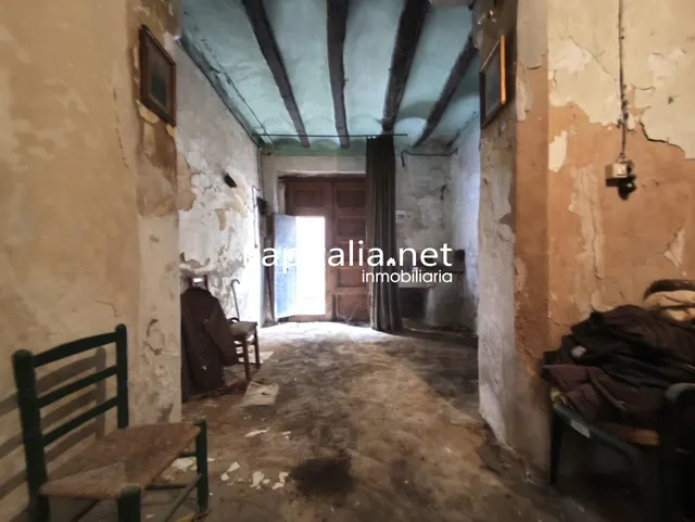 CASA PARA REFORMAR A LA VENTA EN PALOMAR. — 10