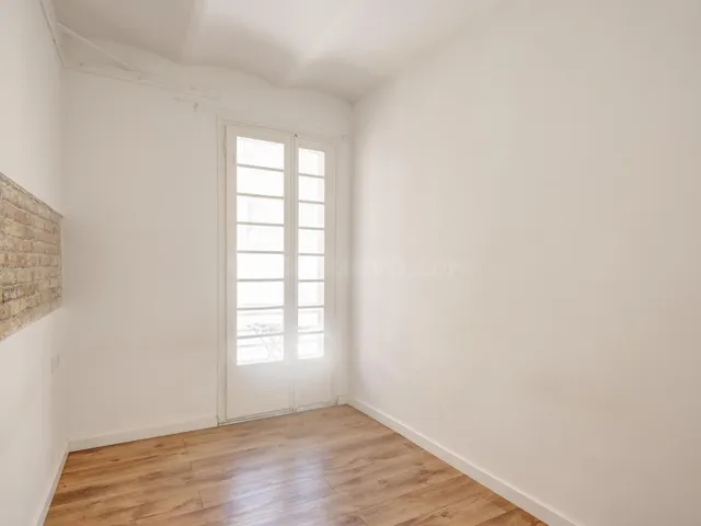 Piso en oferta en la barceloneta — 3