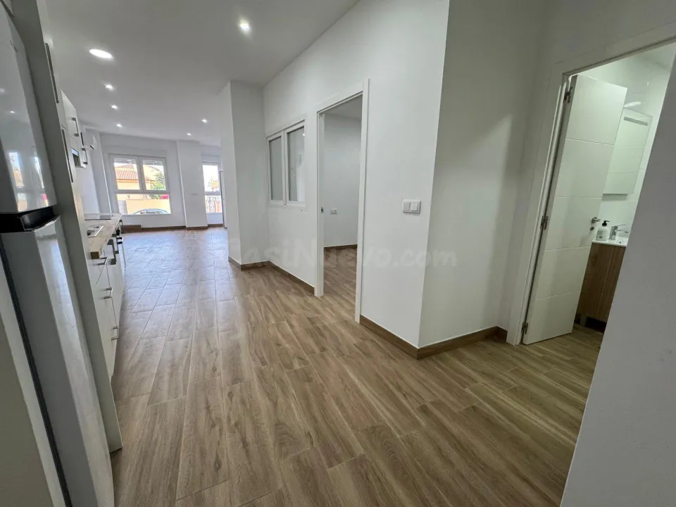 Apartamento totalmente reformado con piscina comunitaria