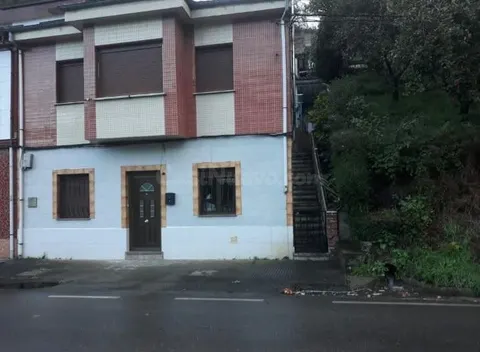 Planta baja en venta en Aller, Asturias. Lista para entrar a vivir.