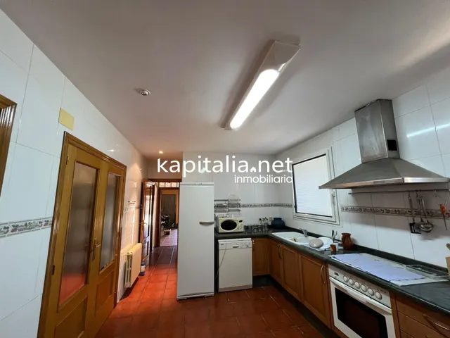 Fantástico chalet a la venta en Ontinyent , zona la Solana . — 22
