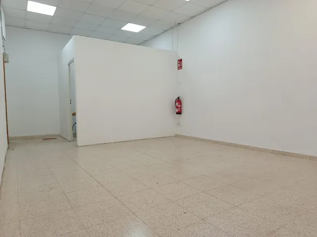 NAVE COMERCIAL — 6
