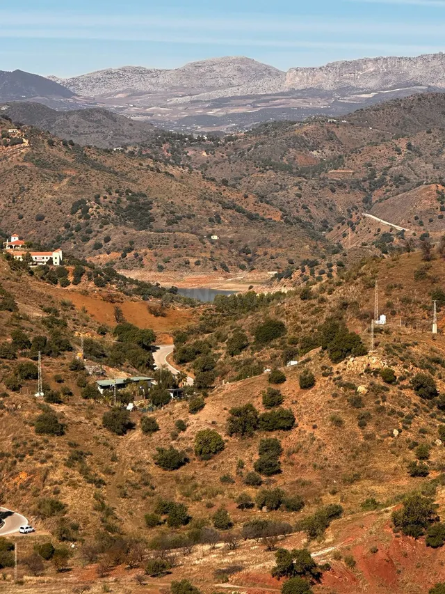 Parcela rural 5.000 m² en Fuengirola con vistas panorámicas y privacidad total — 4