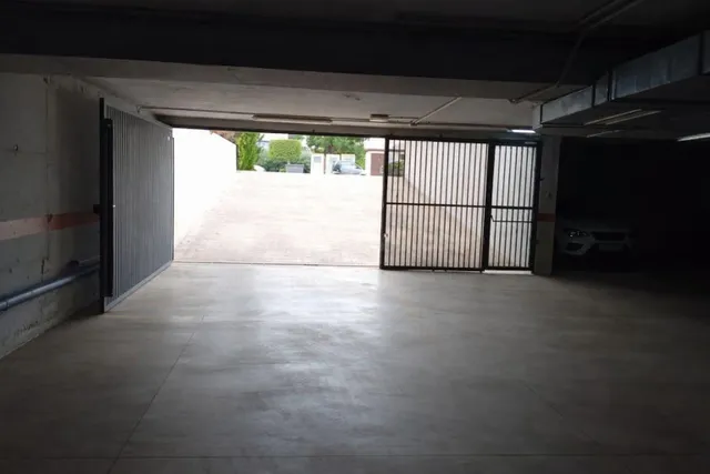 Garaje en venta en CL CHARLES ROBERT DARWIN - foto 3