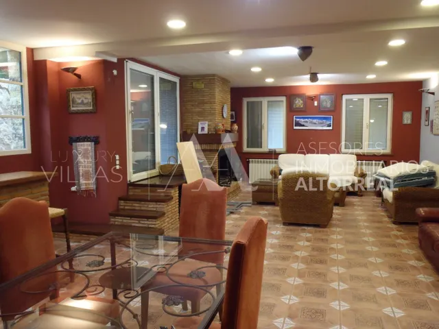 VILLA DE LUJO EN ALTORREAL — 6