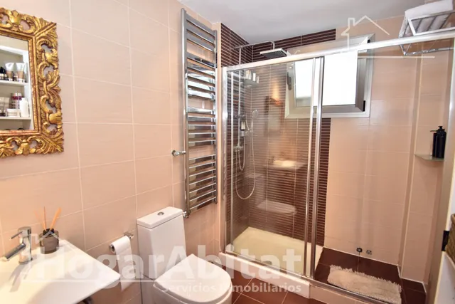 PRECIOSO ADOSADO PAREADO CON PISCINA, 3 TERRAZAS Y BARBACOA  JUNTO AL PUERTO — 36