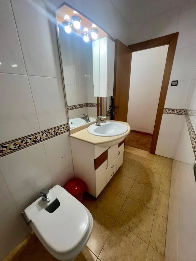 ¡Piso de 3 habitaciones con balcón y ascensor en Corazón de Jesús! — 41