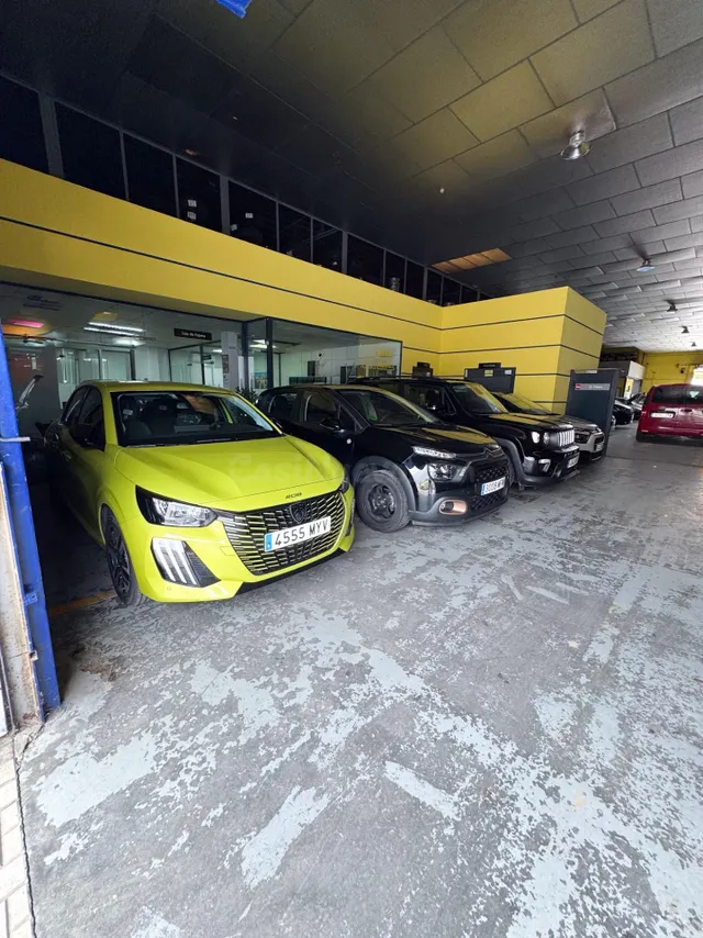 Se alquila en EXCLUSIVA nave rent a car en funcionamiento con taller, lavadero automático y plazas de garaje — Junto al Aeropuerto de Málaga — 6