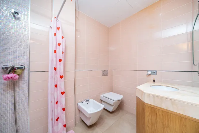 Chalet unifamiliar de 5 dormitorios y 5 baños, con piscina, garaje, ascensor y apartamento de invitados en Peguera (Calvià) — 31