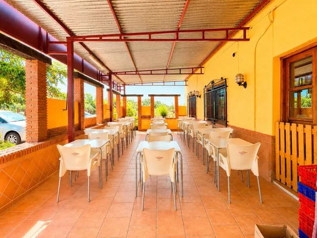 Ponemos a la venta el mítico Restaurante Montesol de Padul - foto 2