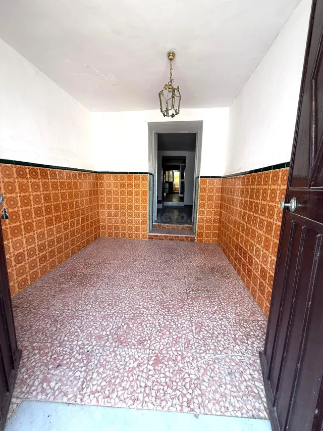 Casa para reformar en Burguillos (Sevilla) con gran patio - foto 2