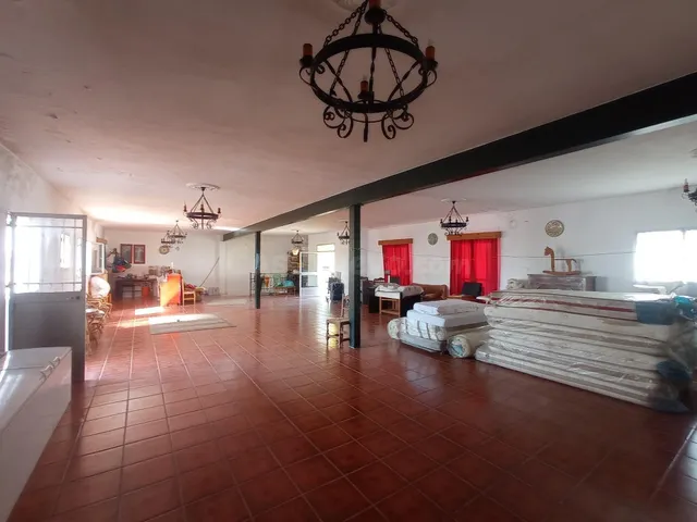 VENTA AMPLIA CASA EN VILLAMARTIN — 2