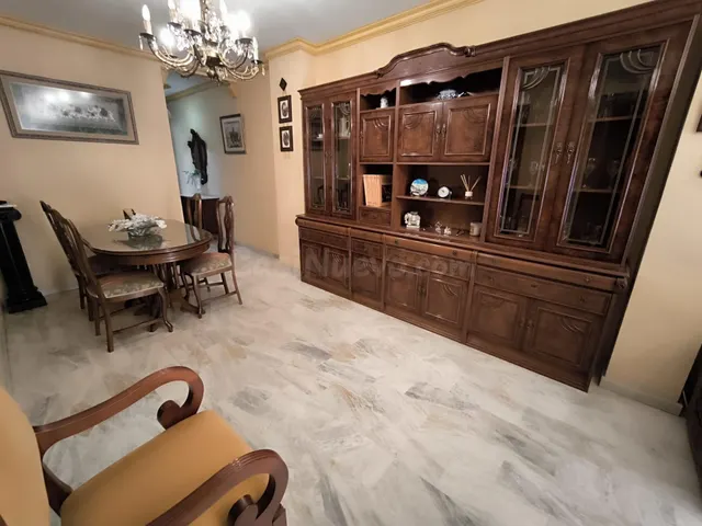 Piso 3 habitaciones en venta - CENTRO ( LA MATALLANA ) - foto 4