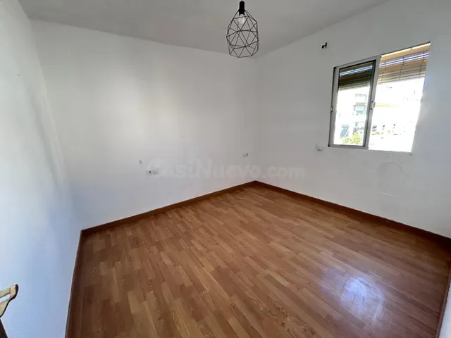 Luminoso piso de 2 habitaciones junto a Columela y San Francisco — 5