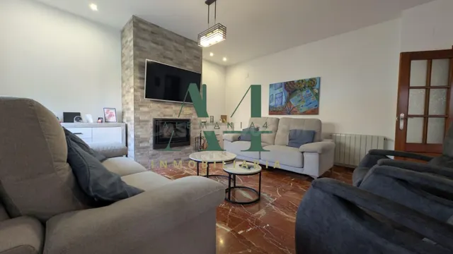 Exclusivo Chalet Reformado en Caceres - R-66 por 594.900€ — 15